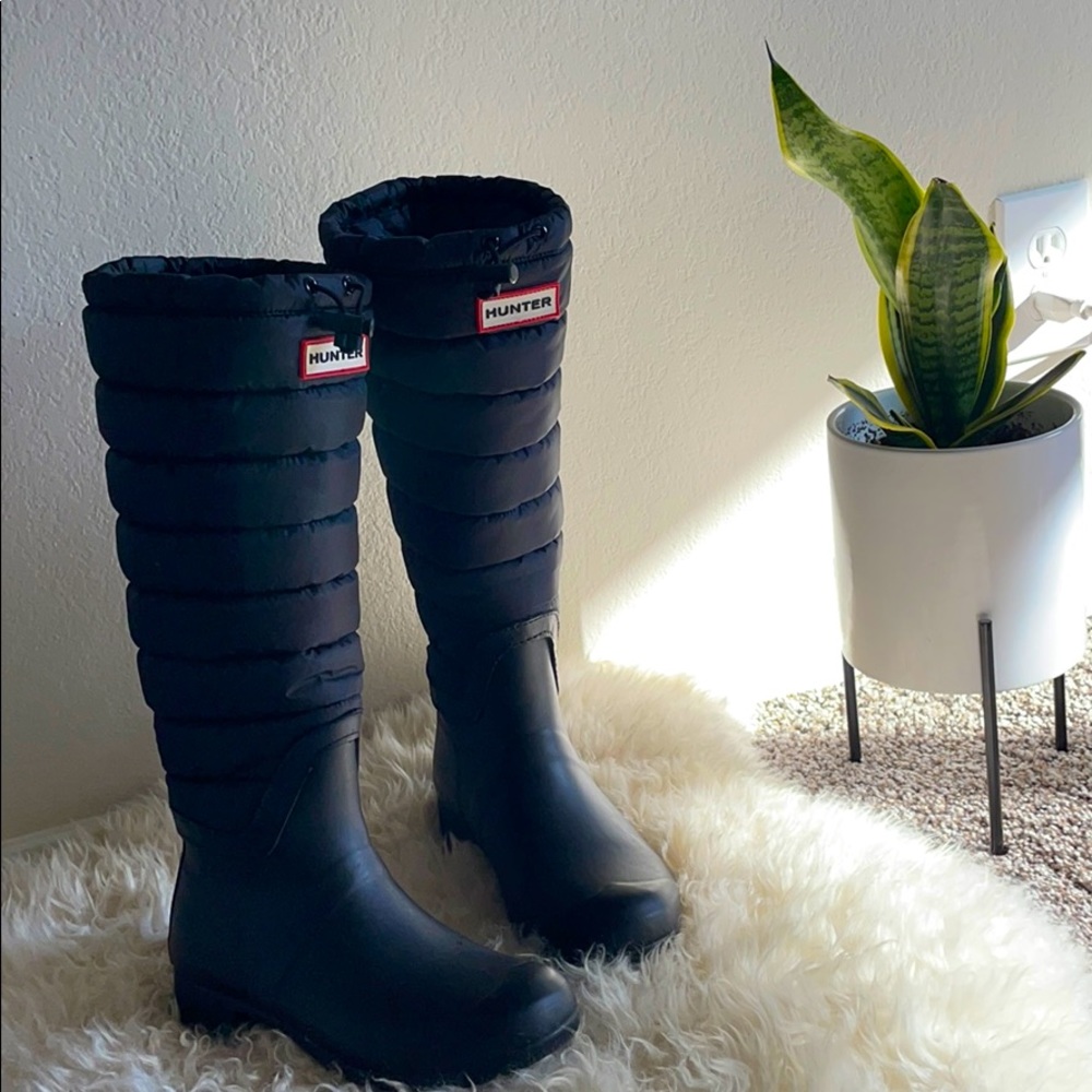 Hunter boots 5 tall/black rain/snow boots